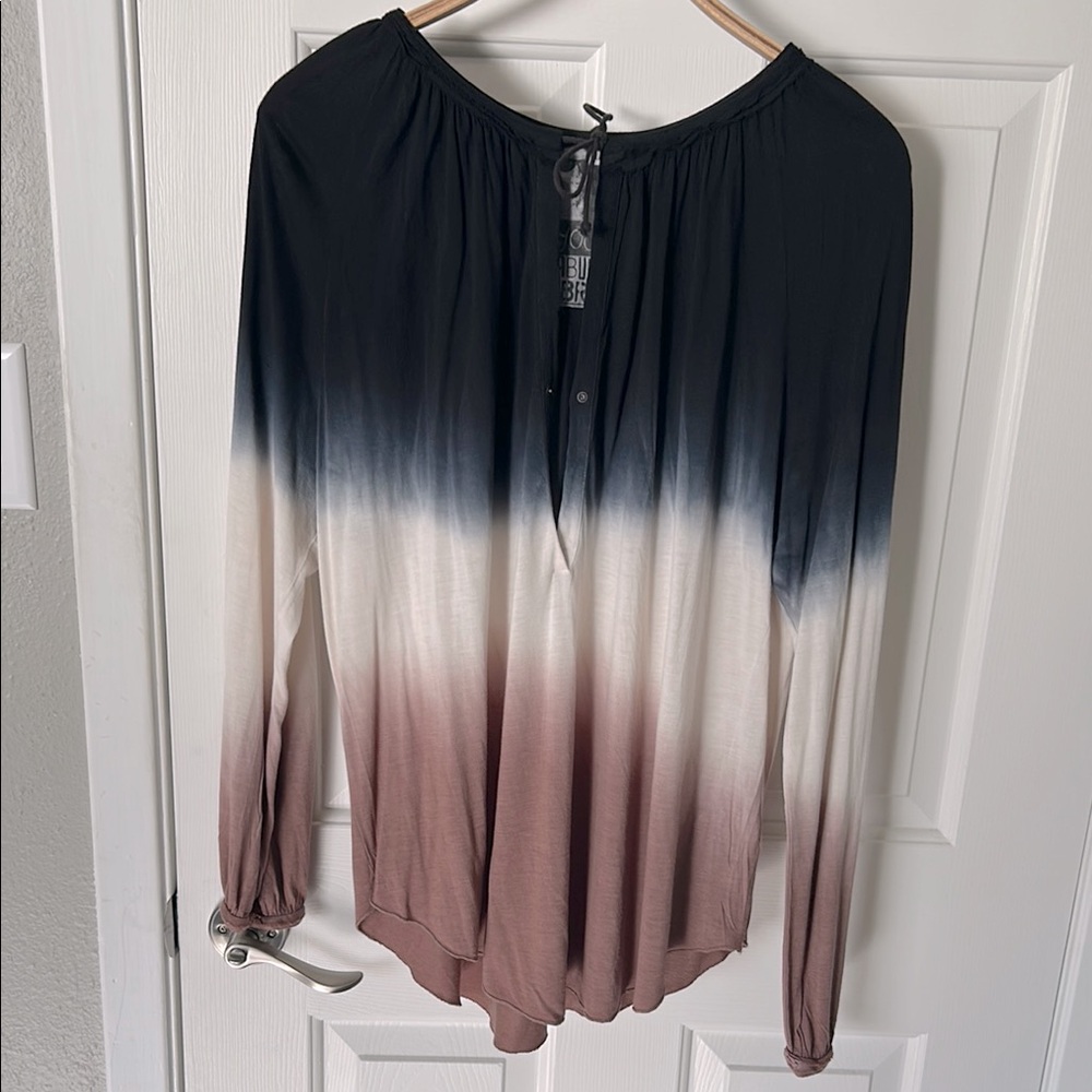 NWOT Women's Ombre Long Sleeve Top